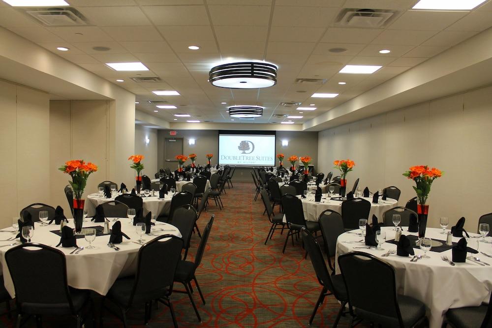 Doubletree Suites By Hilton Dayton/Miamisburg Exterior foto